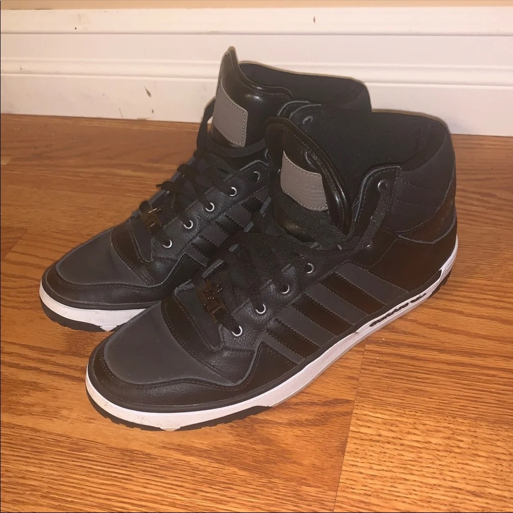 ❌SOLD❌Adidas men sneakers - Picture 3 of 9